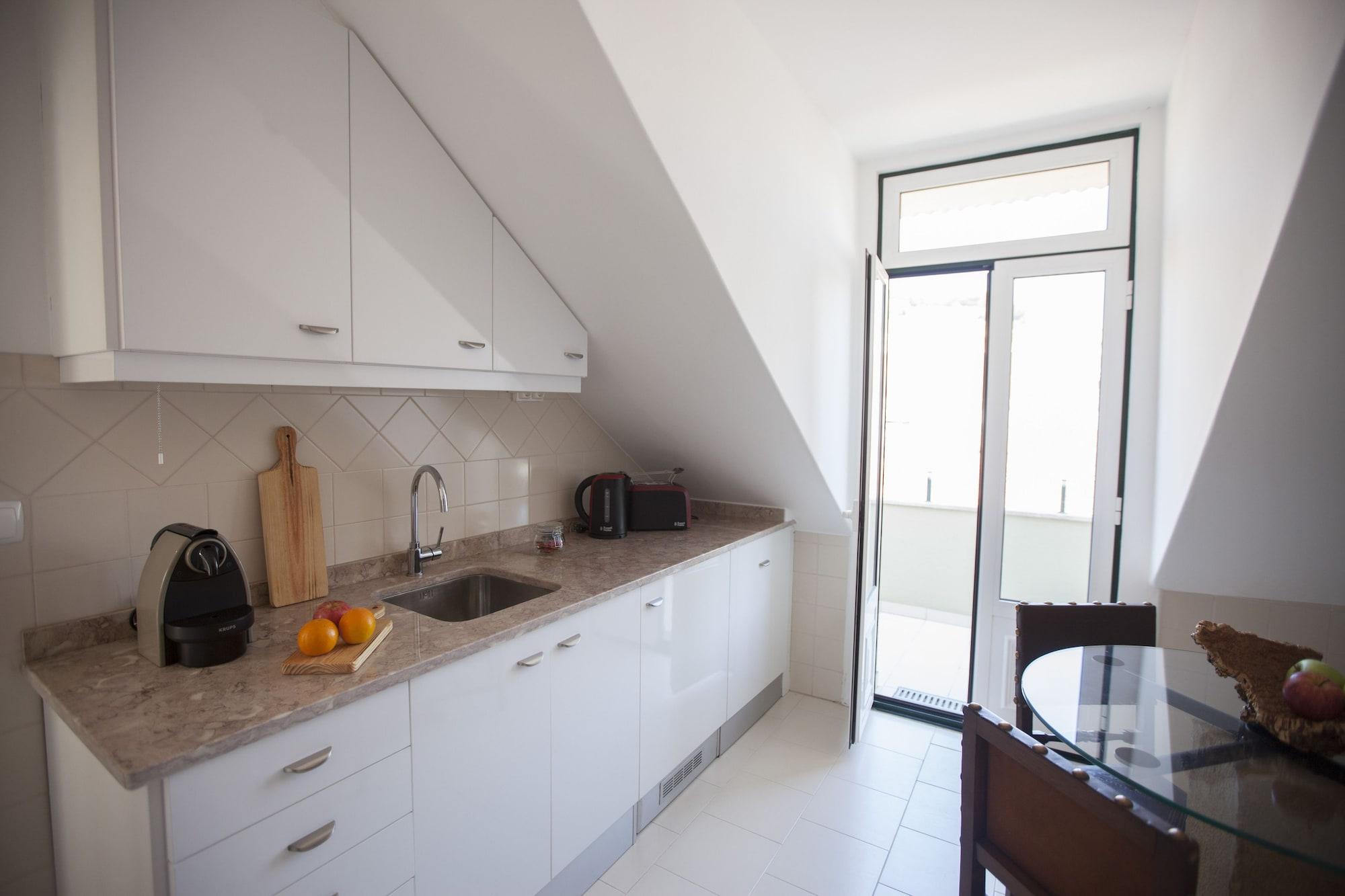 Otilia Apartamentos Лиссабон Экстерьер фото
